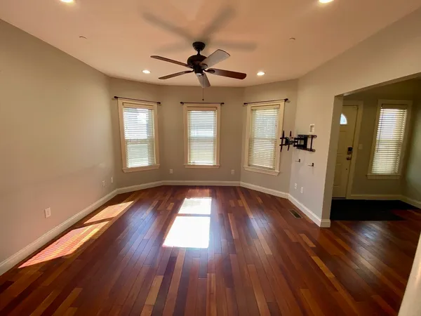 $2,900 | 38 Trident Avenue, Unit 1, Winthrop, MA 02152