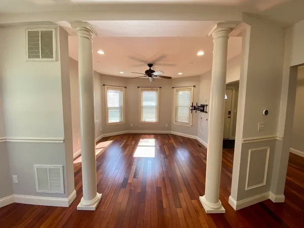 $2,900 | 38 Trident Avenue, Unit 1, Winthrop, MA 02152