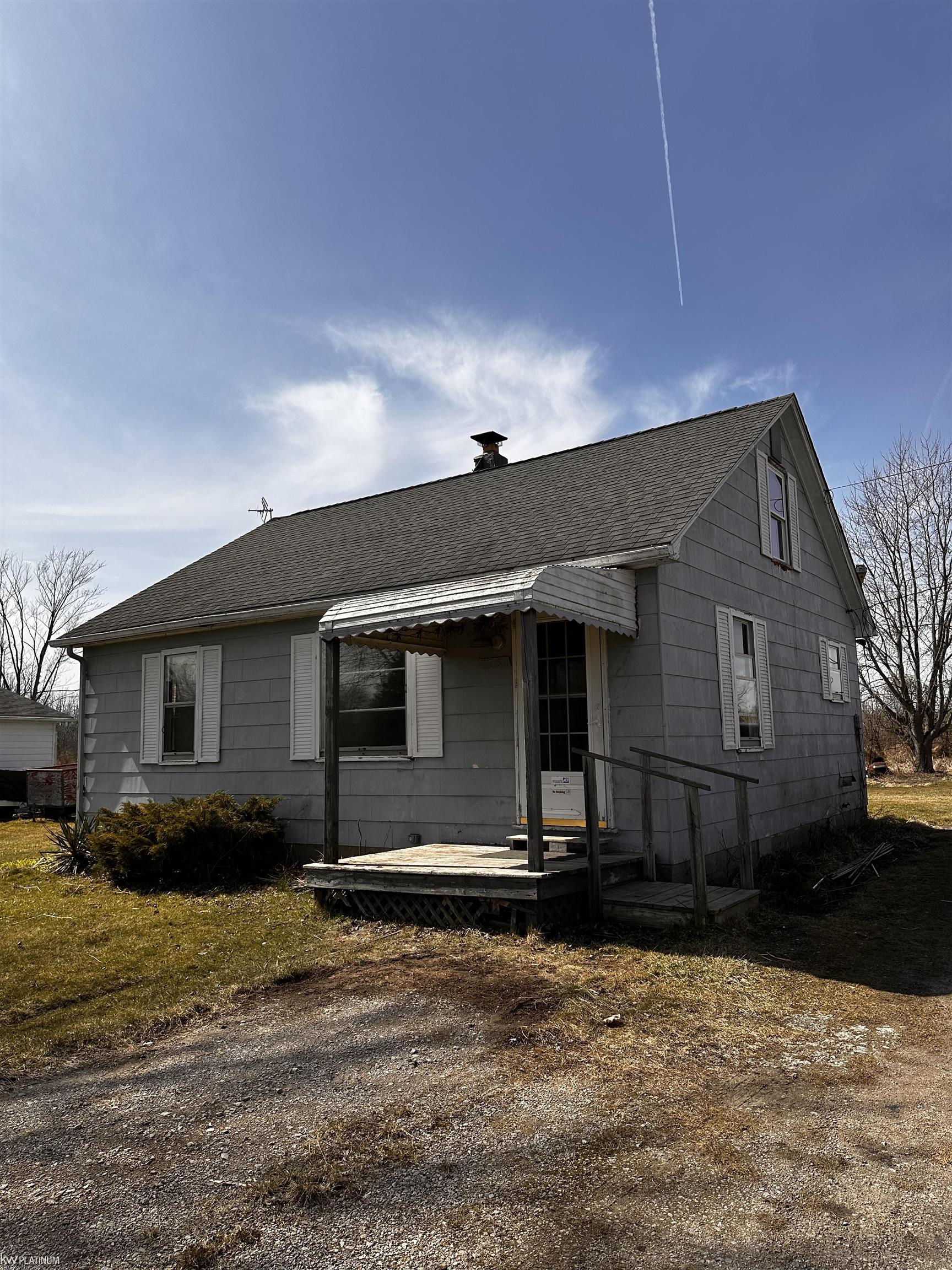 7784 South River Road Marine City, MI 48039 - Photo 1 of 18 50136926-8d40f1cd-787e-400d-9ef7-ccfac4fa08b9.JPG