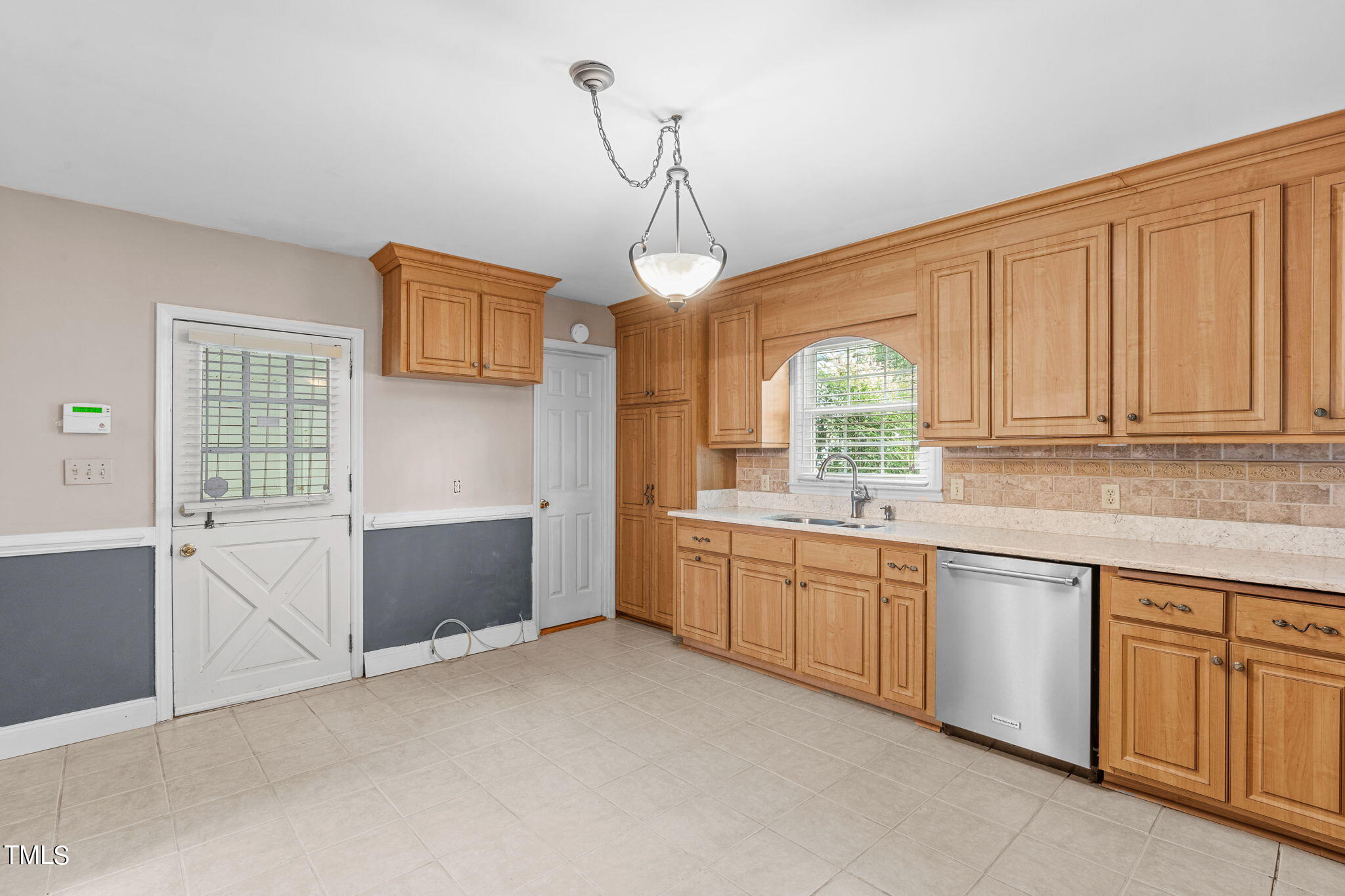 6205 Arrington Road Raleigh, NC 27607 - Photo 16 of 44 Kitchen