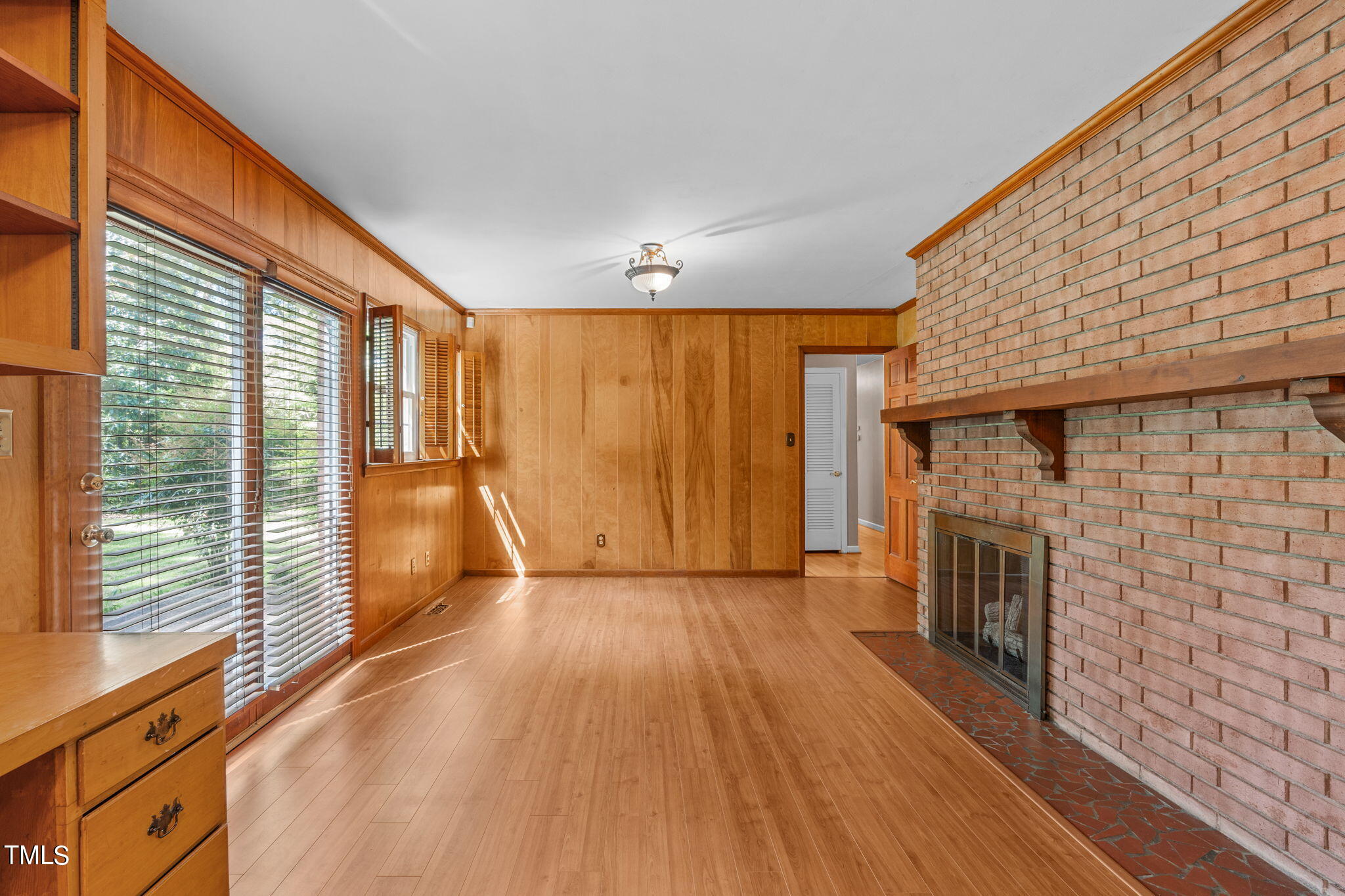 6205 Arrington Road Raleigh, NC 27607 - Photo 18 of 44 Family Room