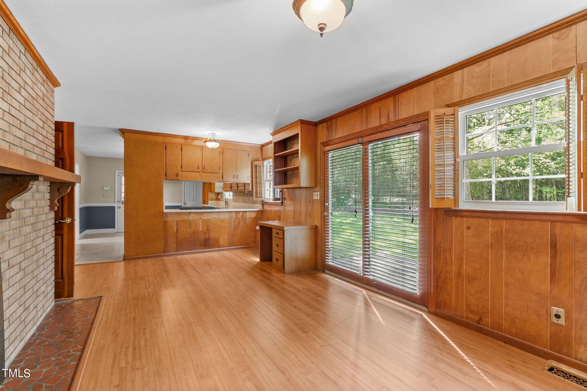 6205 Arrington Road Raleigh, NC 27607 - Photo 20 of 44 Family Room