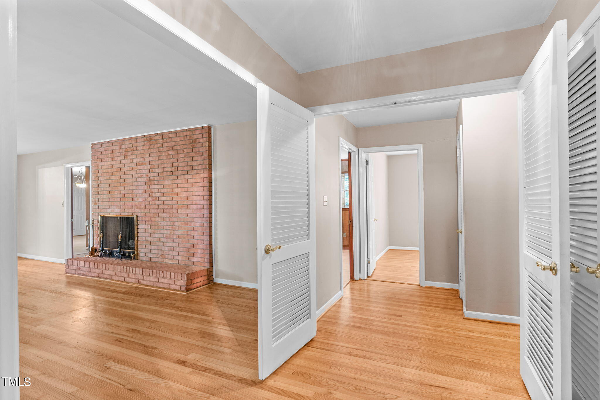 6205 Arrington Road Raleigh, NC 27607 - Photo 7 of 44 Entry