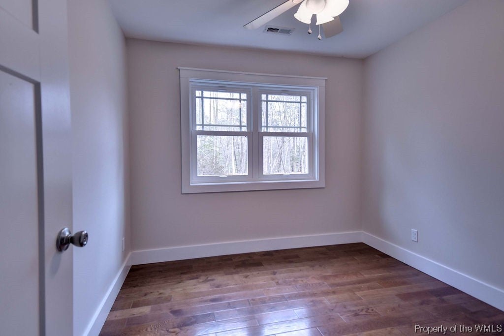 8242 Dutton Road Gloucester, VA 23061 - Photo 21 of 33 Gallery Image 21