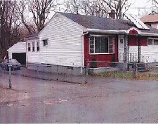 21 Warren Avenue Woonsocket, RI 02895 - Photo 1 of 1 Exterior Front.