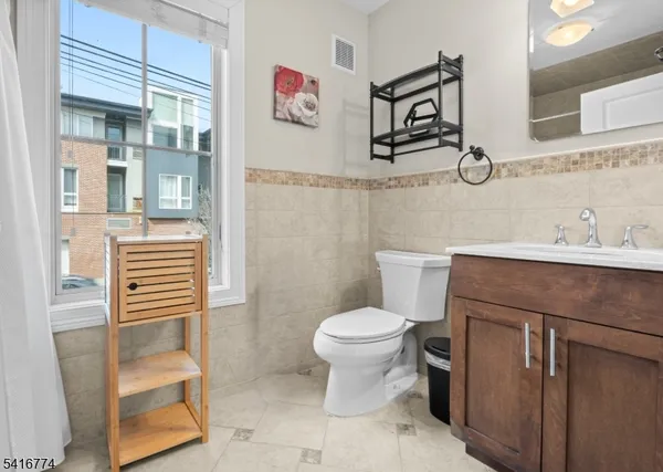 $4,500 | 200 Laird Avenue, Cliffside Park, NJ 07010