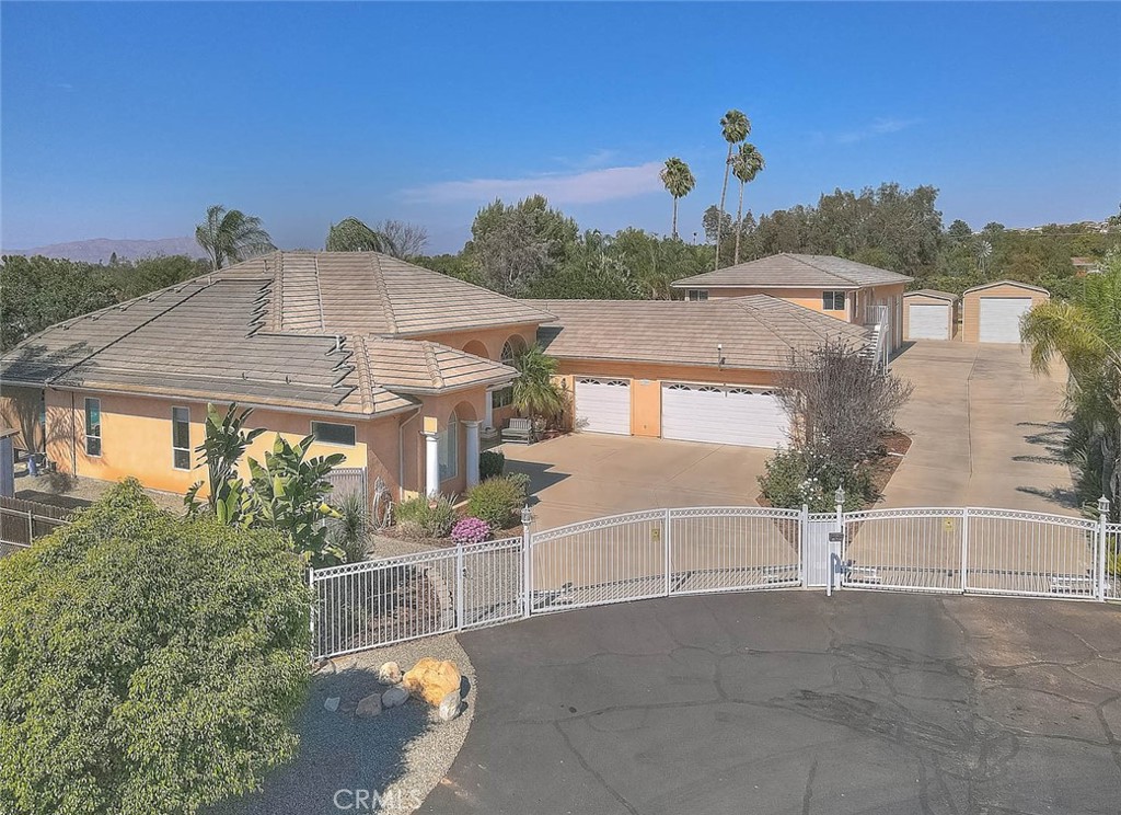 17292 Bali Drive Riverside, CA 92504 - Photo 2 of 75