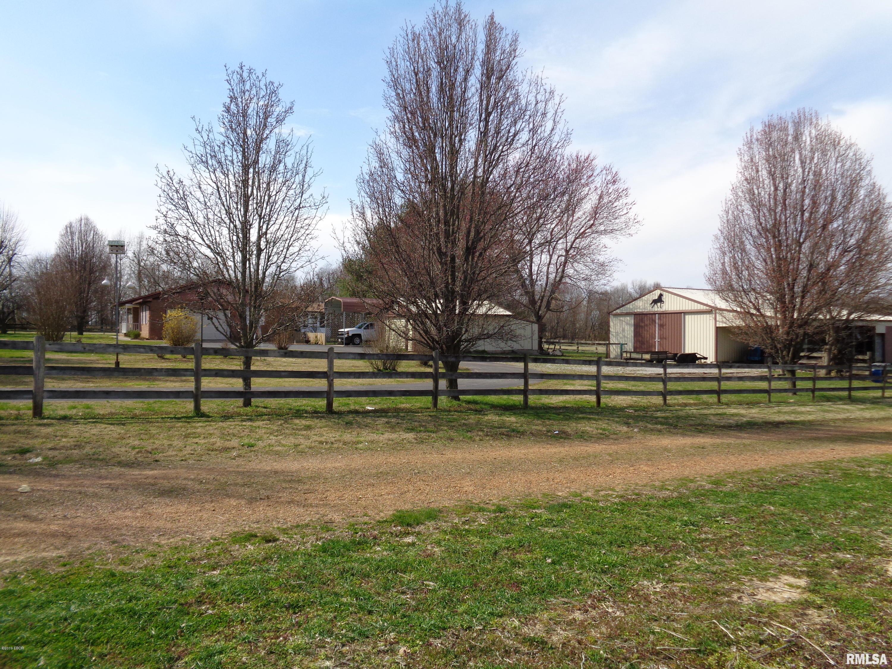1051 Country Club Road Metropolis, IL 62960 - Photo 10 of 29