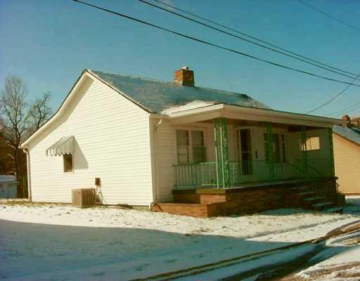 49 Cedar Street Ellsworth, PA 15331 - Photo 1 of 4 Gallery Image 1
