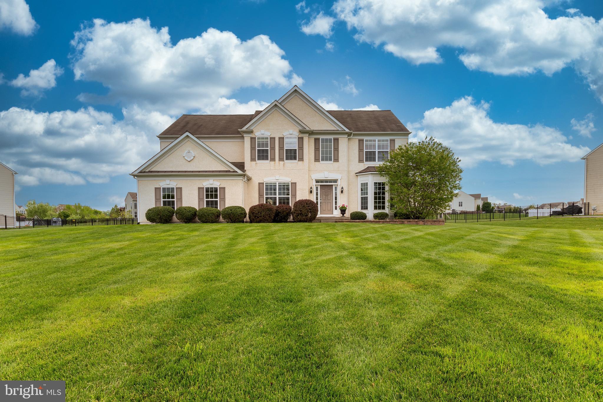 231 Bartlett Drive Mickleton, NJ 08056 - Photo 1 of 41 Gallery Image 1