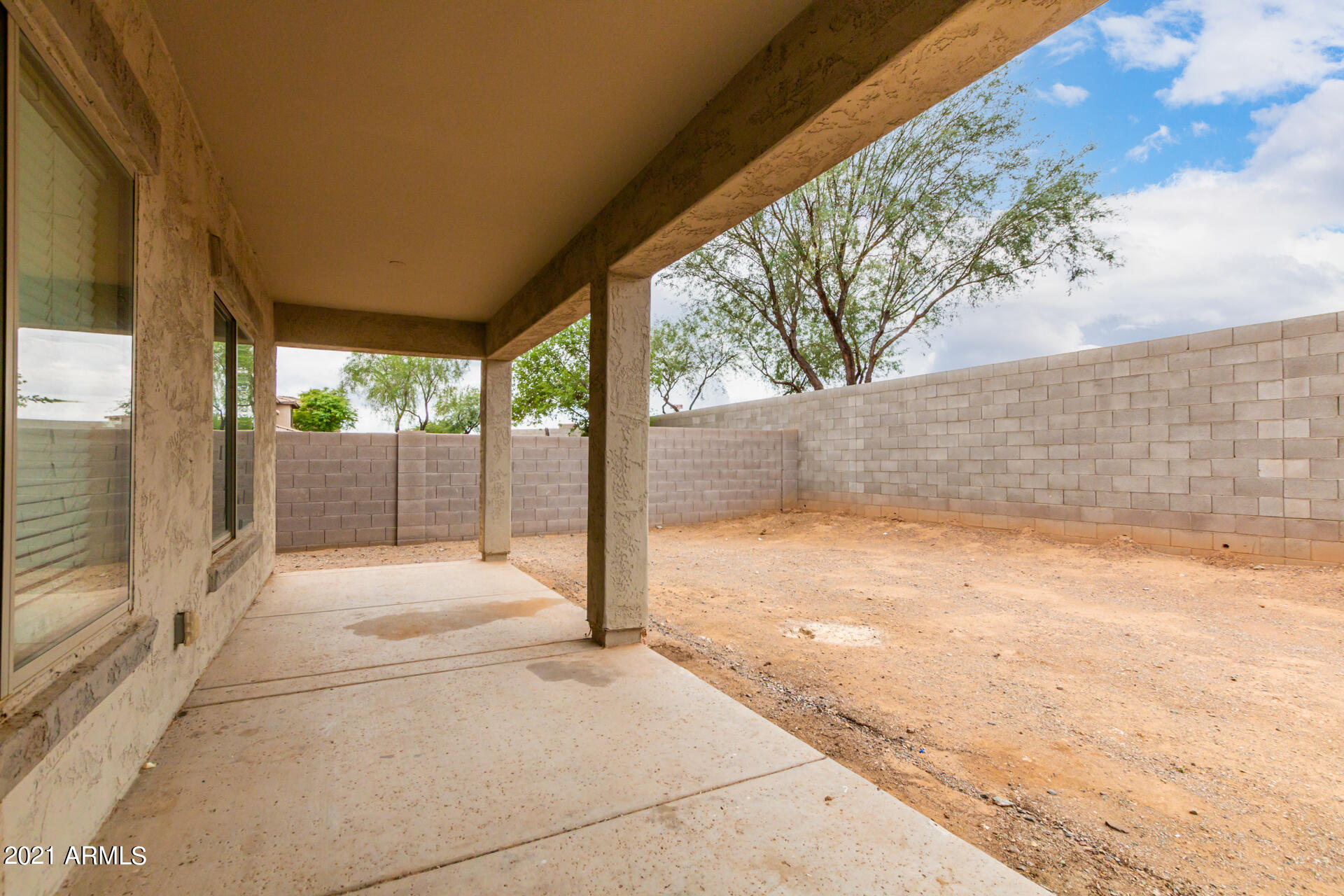 16478 West Rowel Road Surprise, AZ 85387 - Photo 20 of 41 44 - Rowel