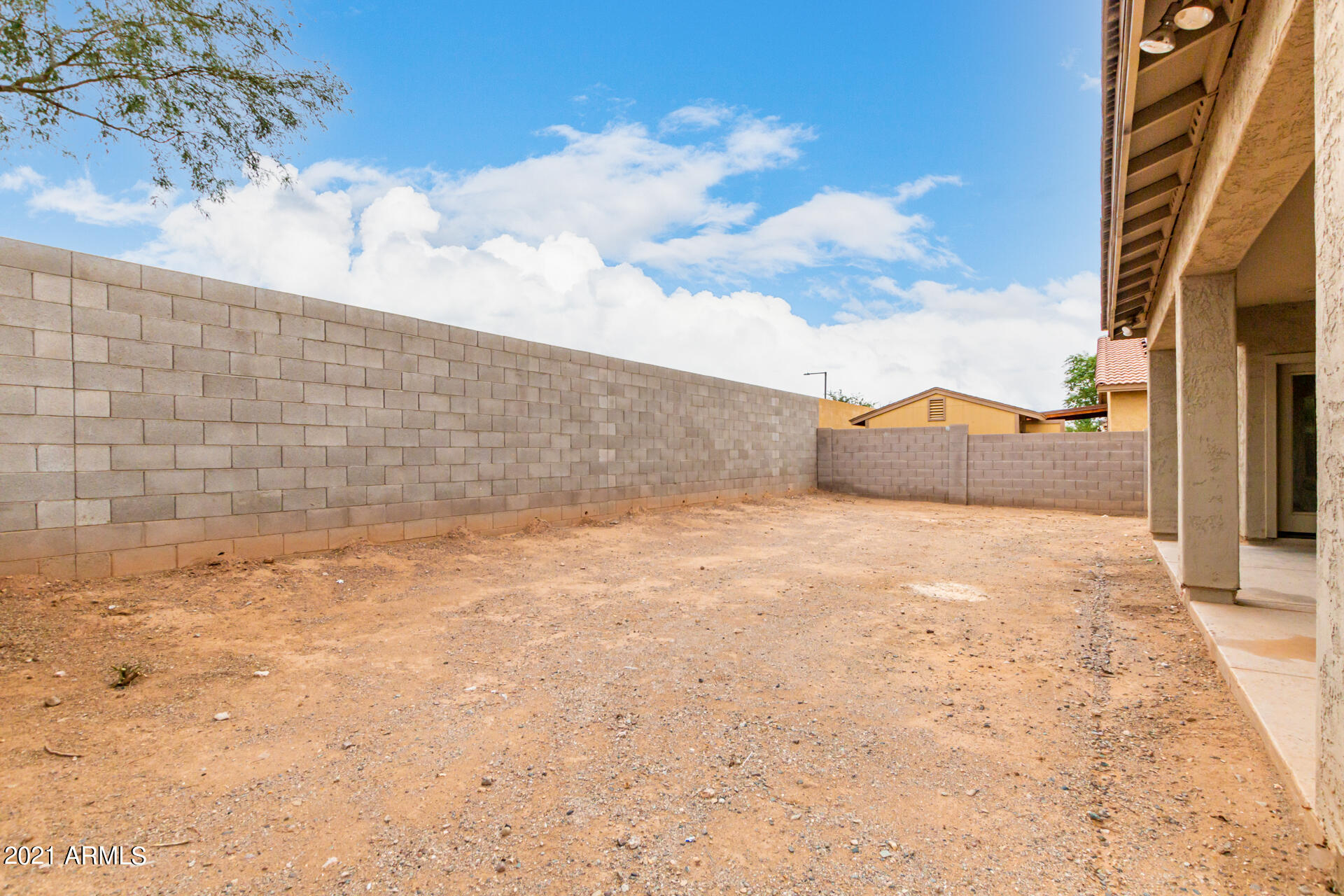16478 West Rowel Road Surprise, AZ 85387 - Photo 23 of 41 46 - Rowel