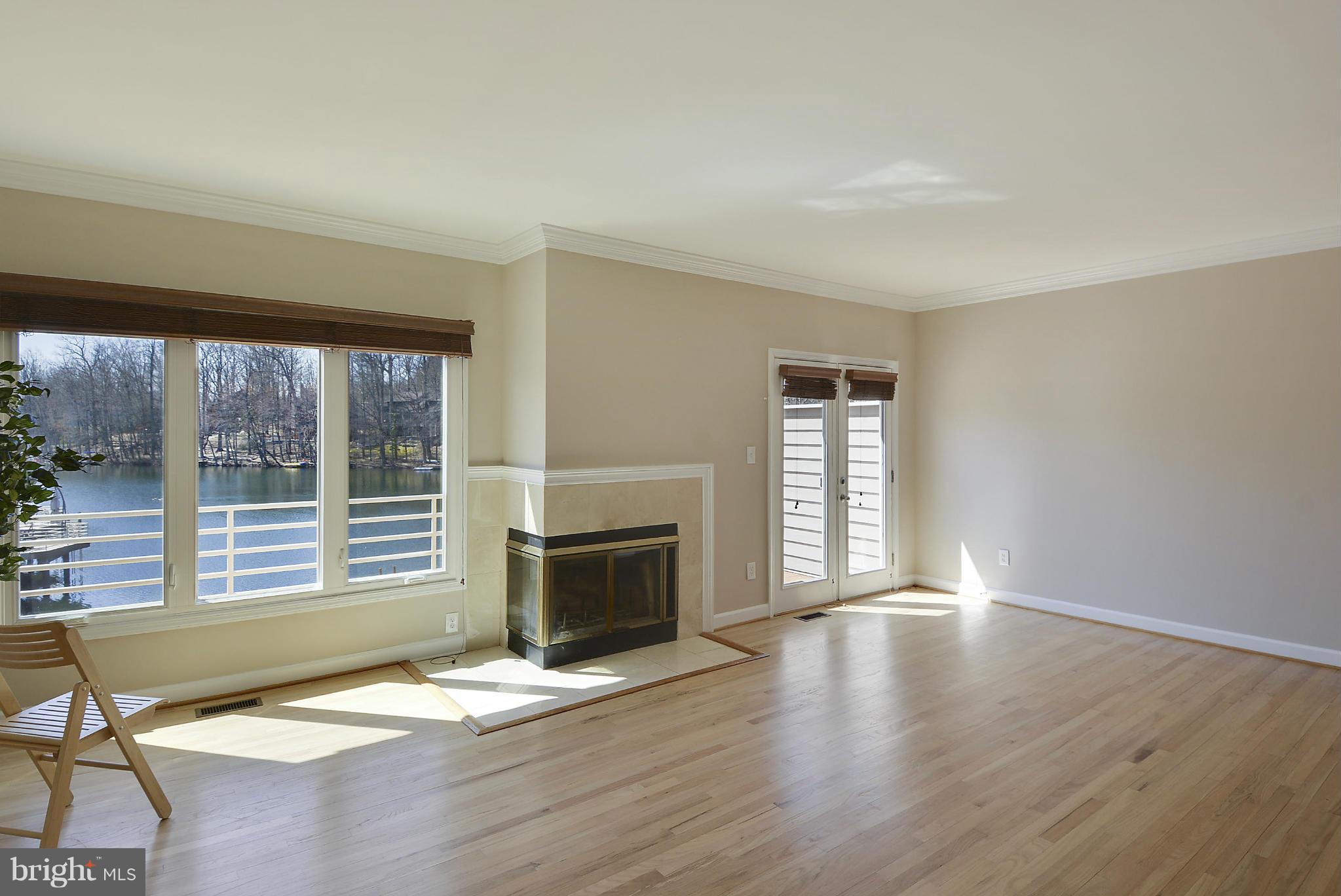 1935 Lakeport Way Reston, VA 20191 - Photo 4 of 30 Living Room w/Wood FP, Marble Surround