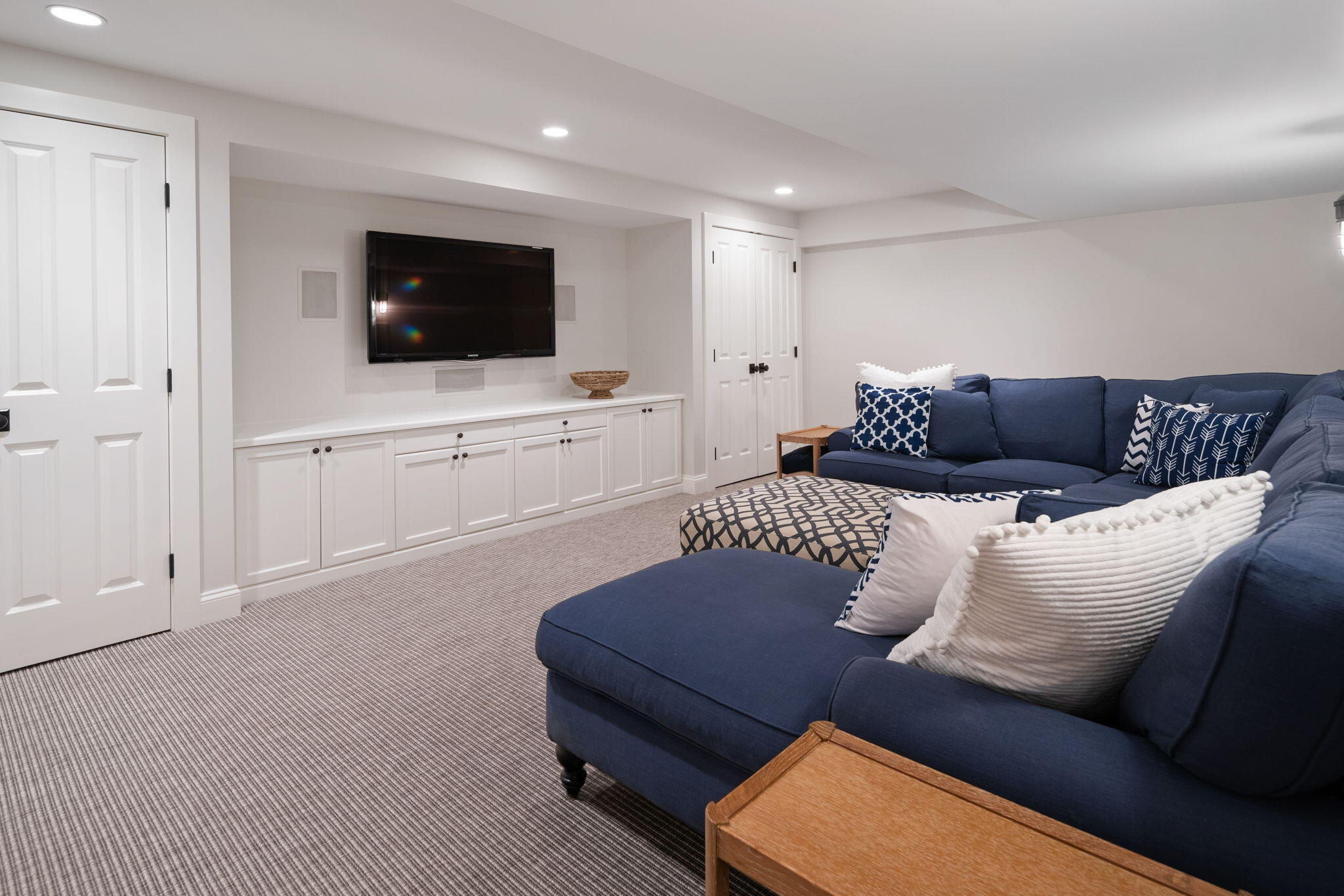 4 Green Beech Drive Rowayton, CT 06853 - Photo 33 of 39 a living room with furniture and a flat screen tv