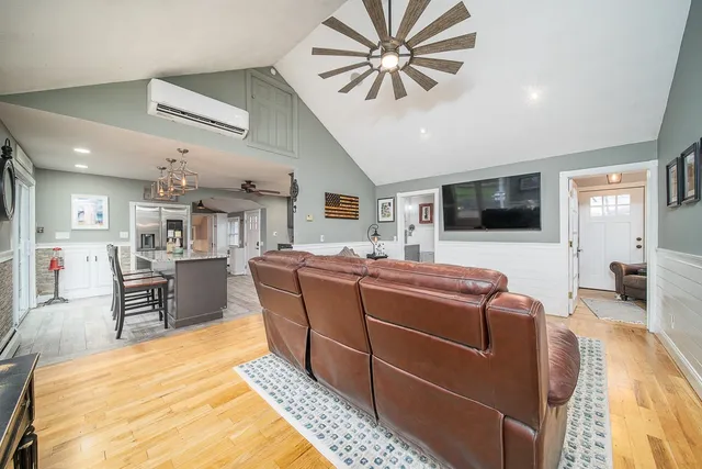 $675,000 | 170 Cowesett Road, Warwick, RI 02886