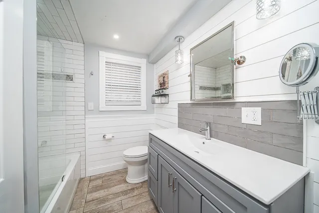 $675,000 | 170 Cowesett Road, Warwick, RI 02886