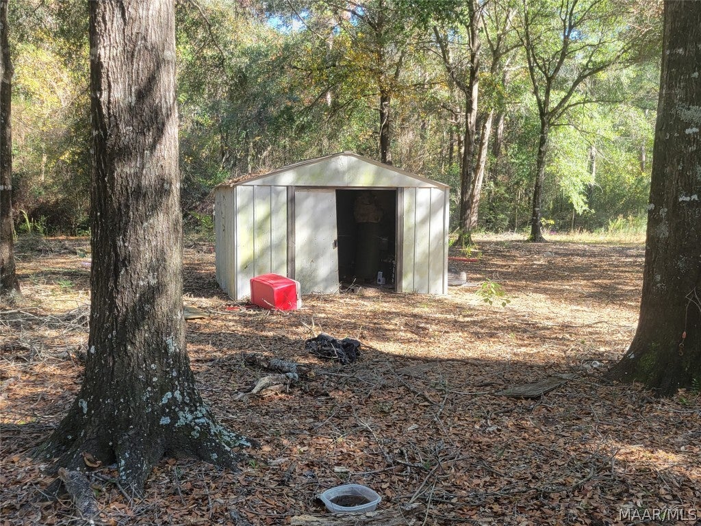 343 Pineview Samson, AL 36477 - Photo 11 of 12 Gallery Image 11