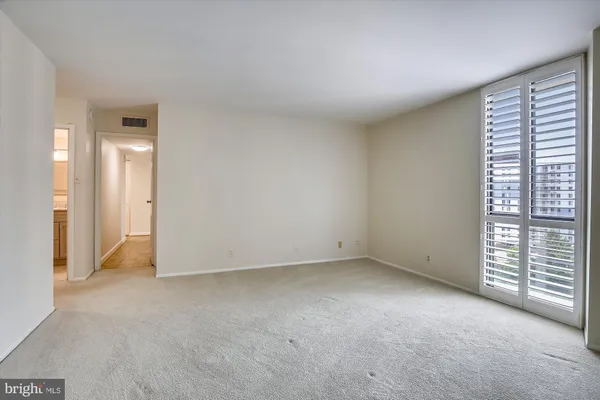 $489,900 | 6800 Fleetwood Road, Unit 1004, McLean, VA 22101