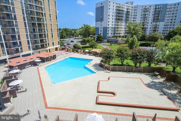 $489,900 | 6800 Fleetwood Road, Unit 1004, McLean, VA 22101