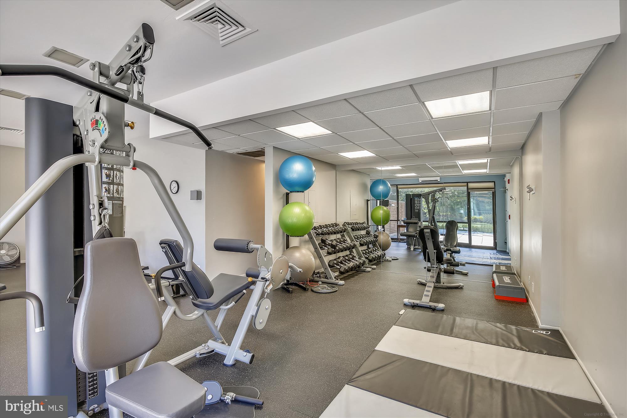 6800 Fleetwood Road, Unit 1004 McLean, VA 22101 - Photo 26 of 40