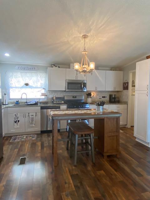 6318 Jeters Chapel Road Vinton, VA 24179 - Photo 6 of 18 IMG_1441