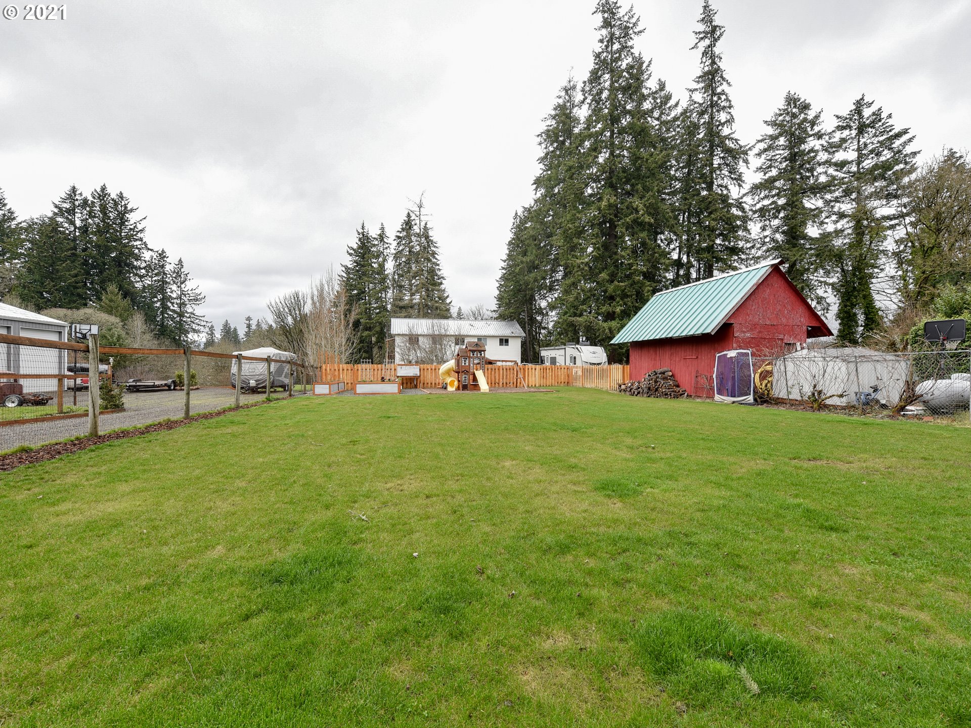 24049 Northeast Home Acres Road Newberg, OR 97132 - Photo 26 of 32 Gallery Image 26