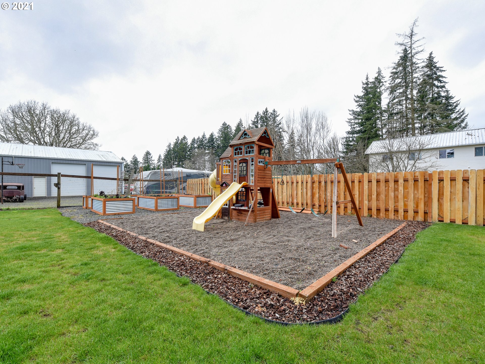 24049 Northeast Home Acres Road Newberg, OR 97132 - Photo 27 of 32 Gallery Image 27