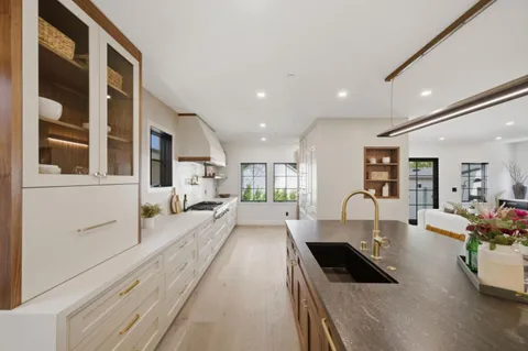 $5,880,000 | 1548 Cypress Avenue, Burlingame, CA 94010