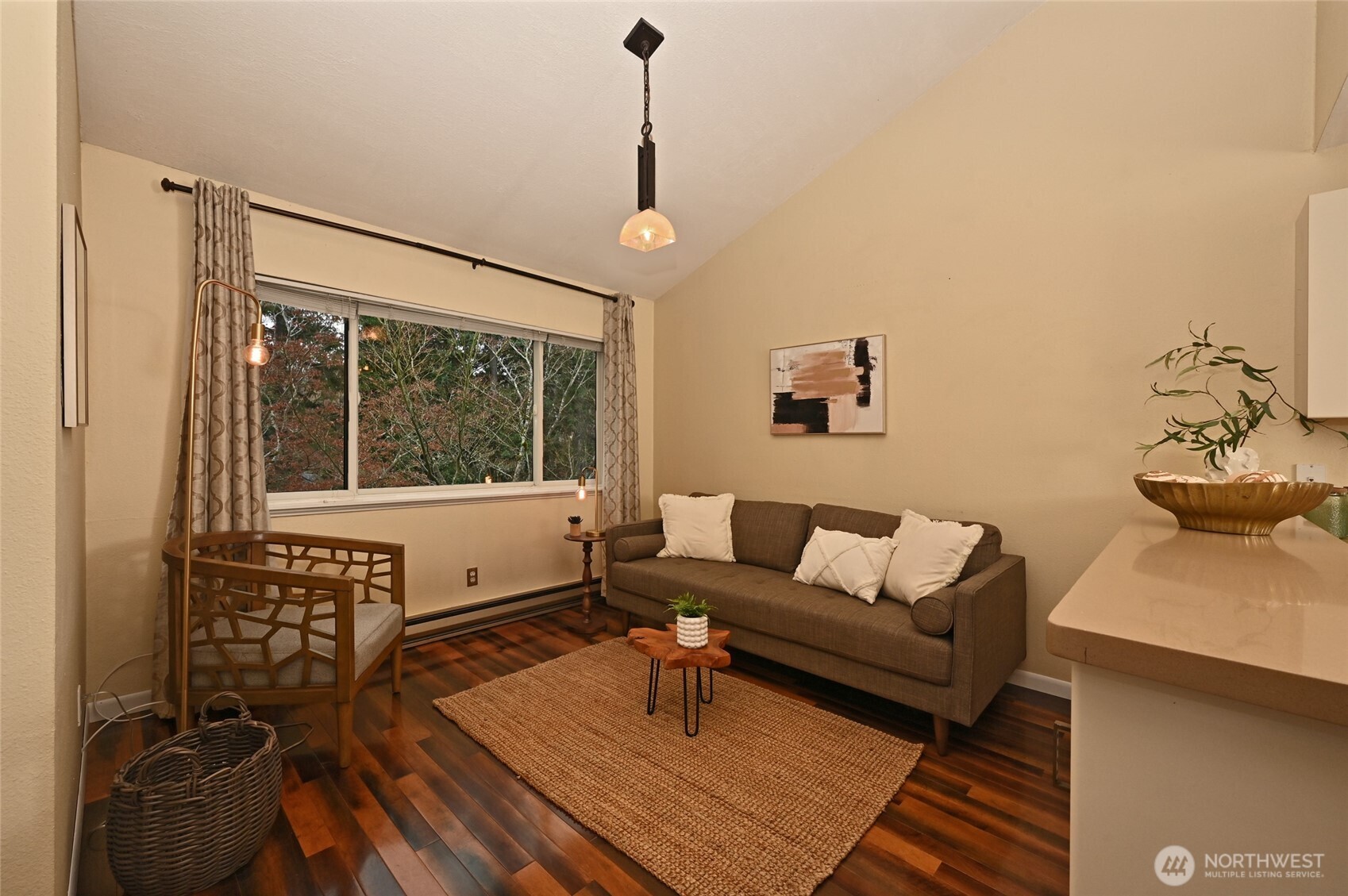 6301 Sand Point Way Northeast, Unit E3 Seattle, WA 98115 - Photo 14 of 26