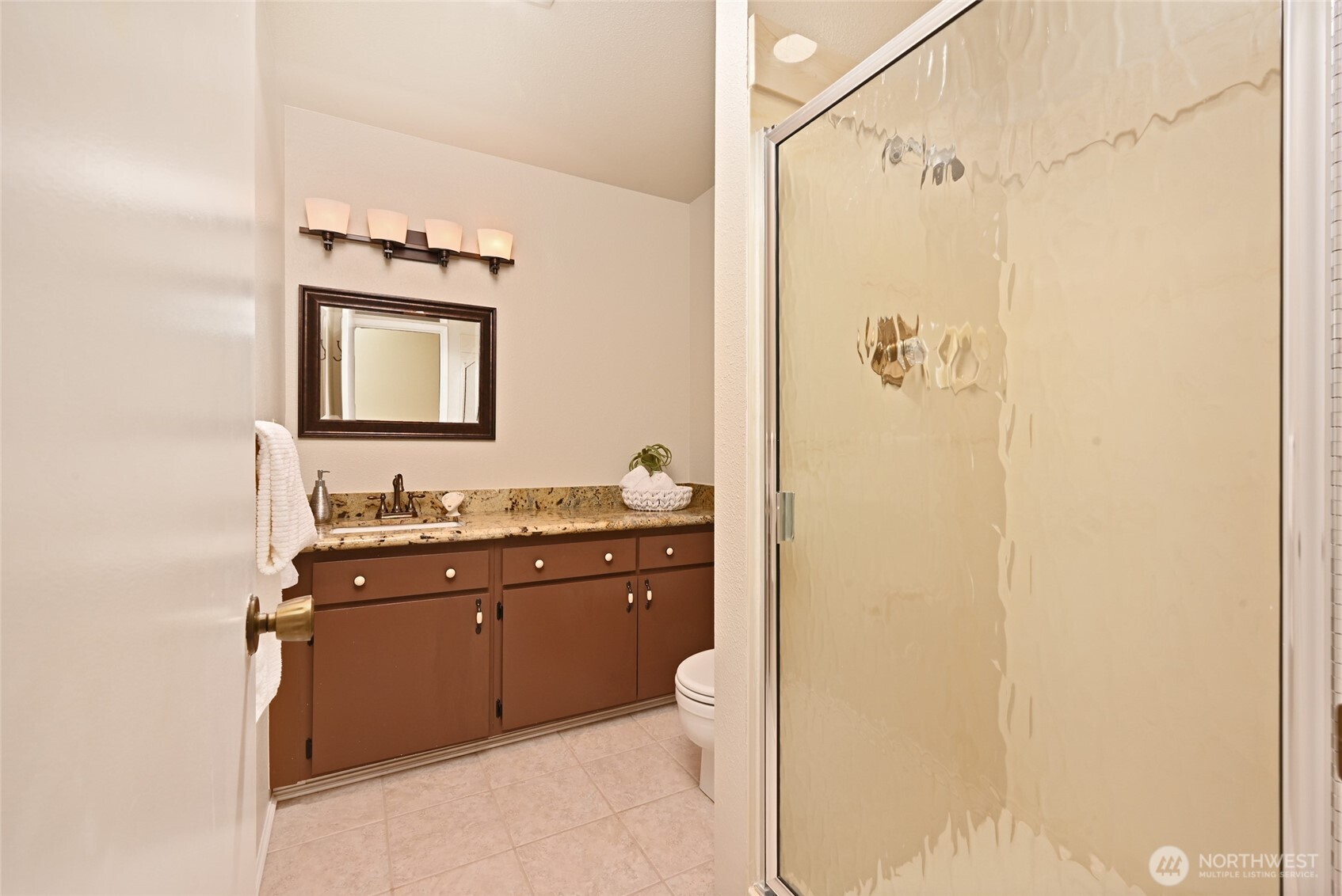 6301 Sand Point Way Northeast, Unit E3 Seattle, WA 98115 - Photo 16 of 26