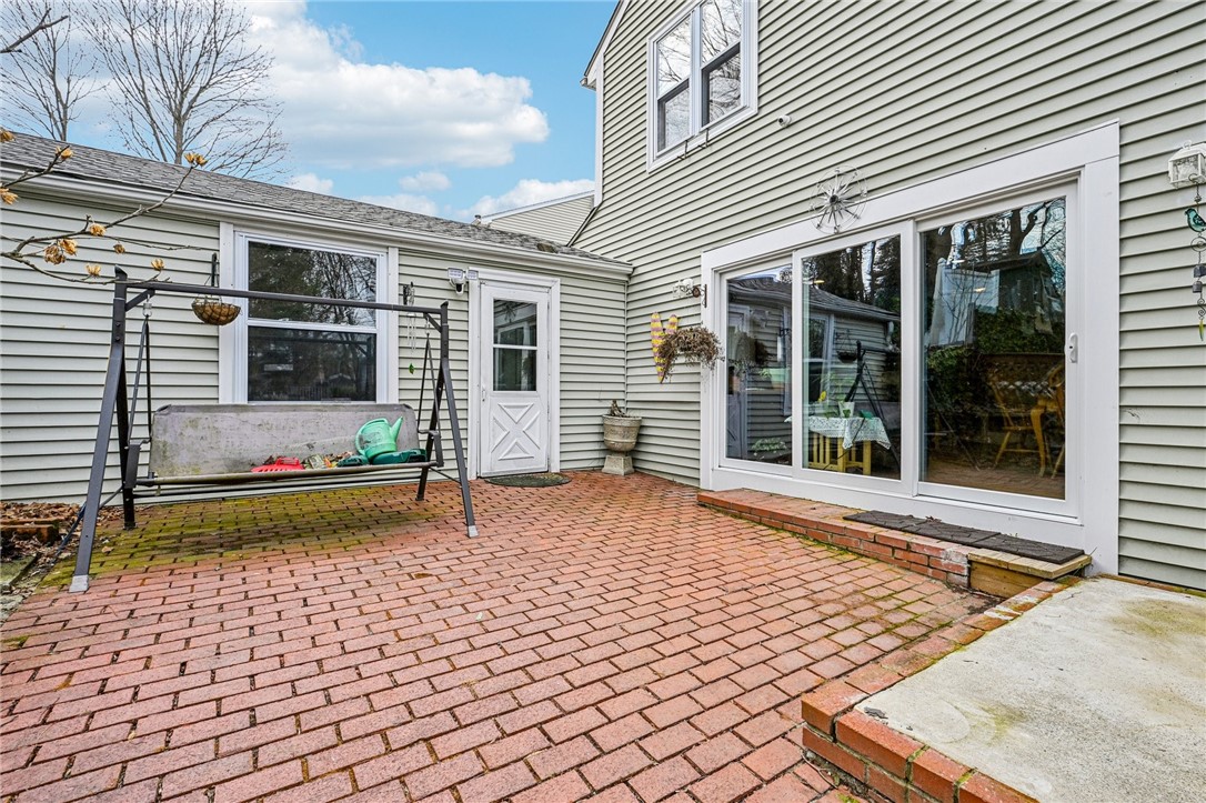 26 Barton Avenue Warwick, RI 02889 - Photo 30 of 37