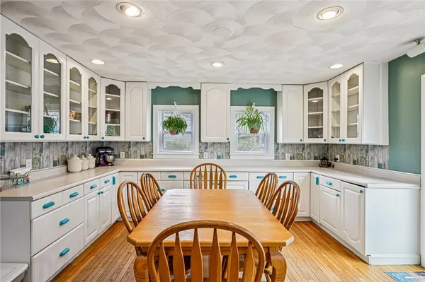 $499,000 | 26 Barton Avenue, Warwick, RI 02889