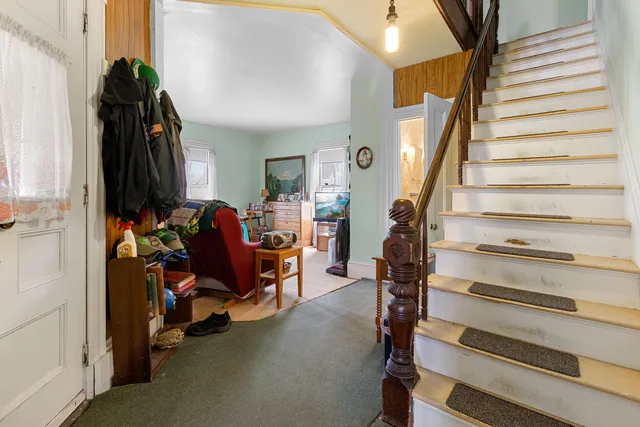 $299,000 | 113 Pleasant Street, Rockland, ME 04841