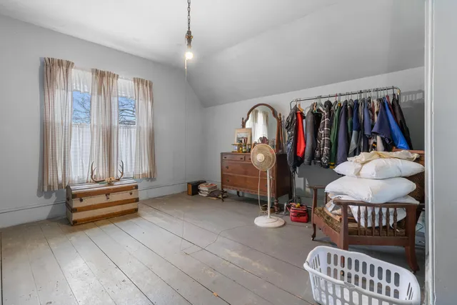 $299,000 | 113 Pleasant Street, Rockland, ME 04841