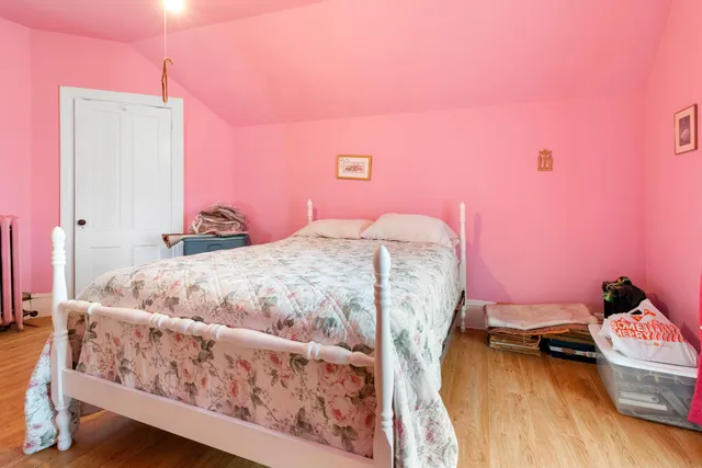 $299,000 | 113 Pleasant Street, Rockland, ME 04841