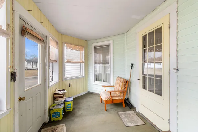 $299,000 | 113 Pleasant Street, Rockland, ME 04841