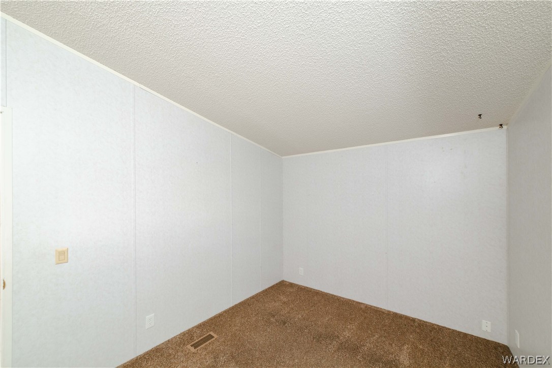 3003 Hualapai Mountain Road Kingman, AZ 86401 - Photo 30 of 49 a view of small space