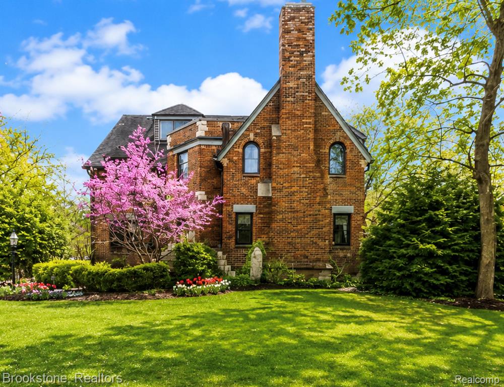 25690 York Road Royal Oak, MI 48067 - Photo 1 of 1
