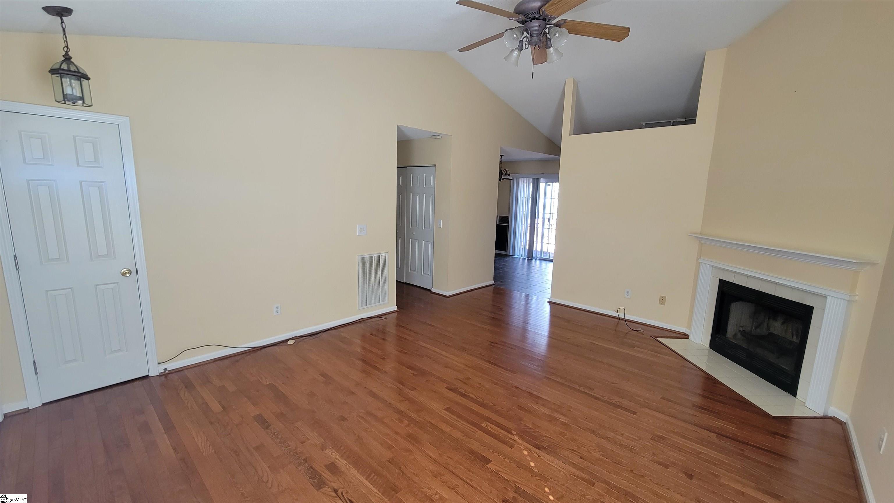 132 High Meadows Lane Greer, SC 29651 - Photo 4 of 20