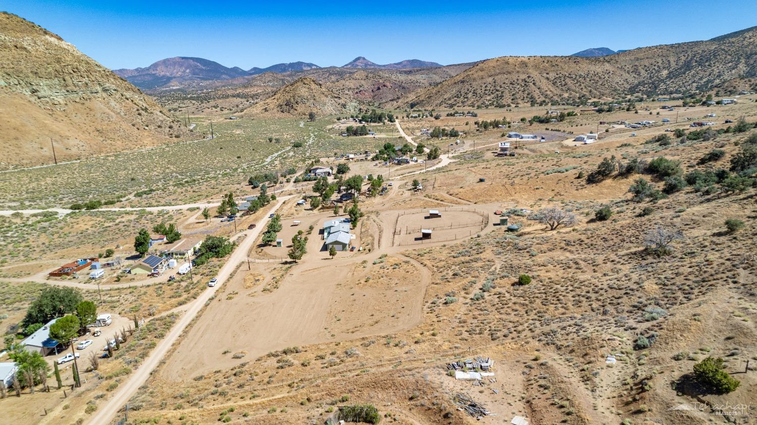 22100 Old Well Road Tehachapi, CA 93561 - Photo 29 of 46 Gallery Image 29