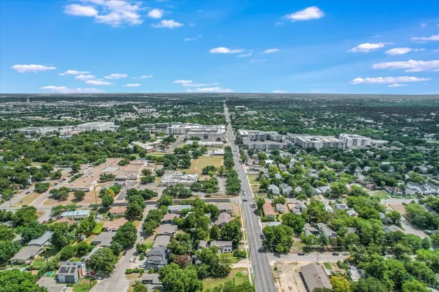 $3,175 | 2414 East Martin Luther King Jr Boulevard, Unit A, Austin, TX 78722