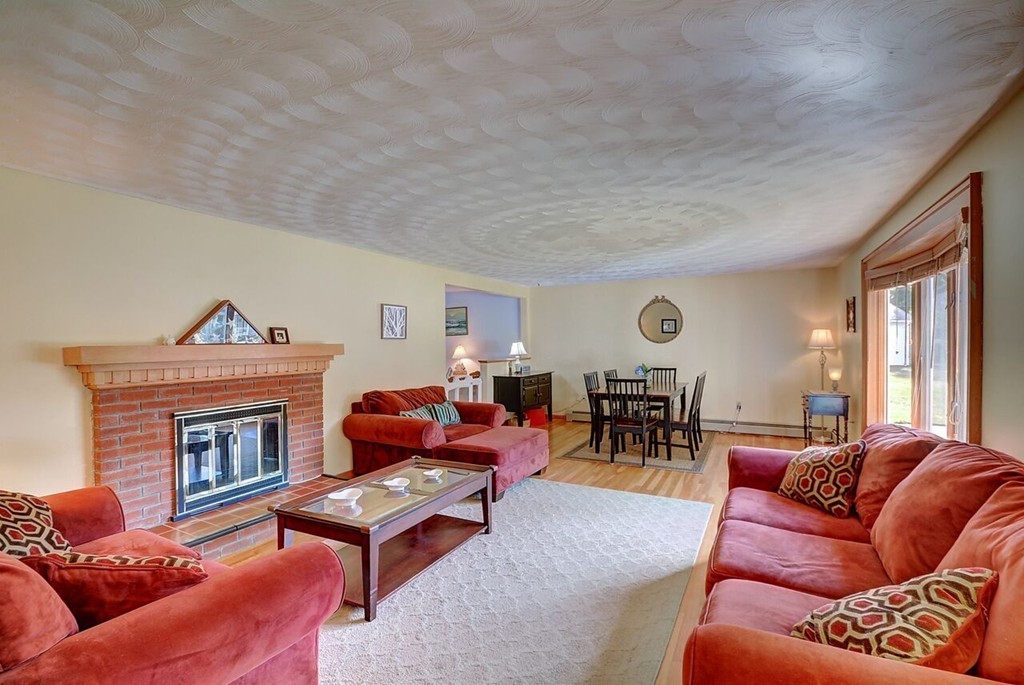 23 Carpenter Road Dudley, MA 01571 - Photo 2 of 30 Gallery Image 2