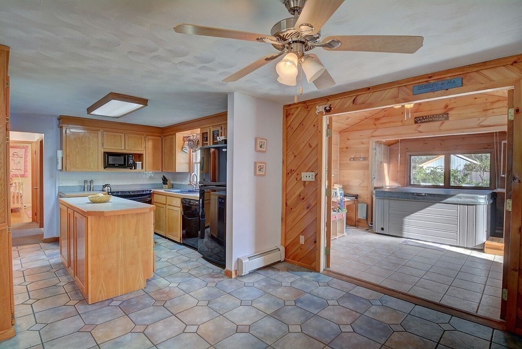 23 Carpenter Road Dudley, MA 01571 - Photo 10 of 30 Gallery Image 10
