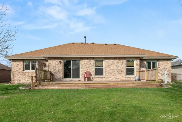 $480,000 | 22123 Pembrook Drive, Frankfort, IL 60423