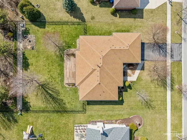 $480,000 | 22123 Pembrook Drive, Frankfort, IL 60423