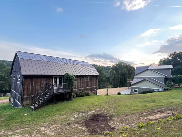 $995,000 | E5706 Park, Westby, WI 54667