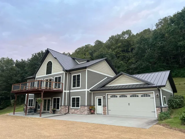 $995,000 | E5706 Park, Westby, WI 54667