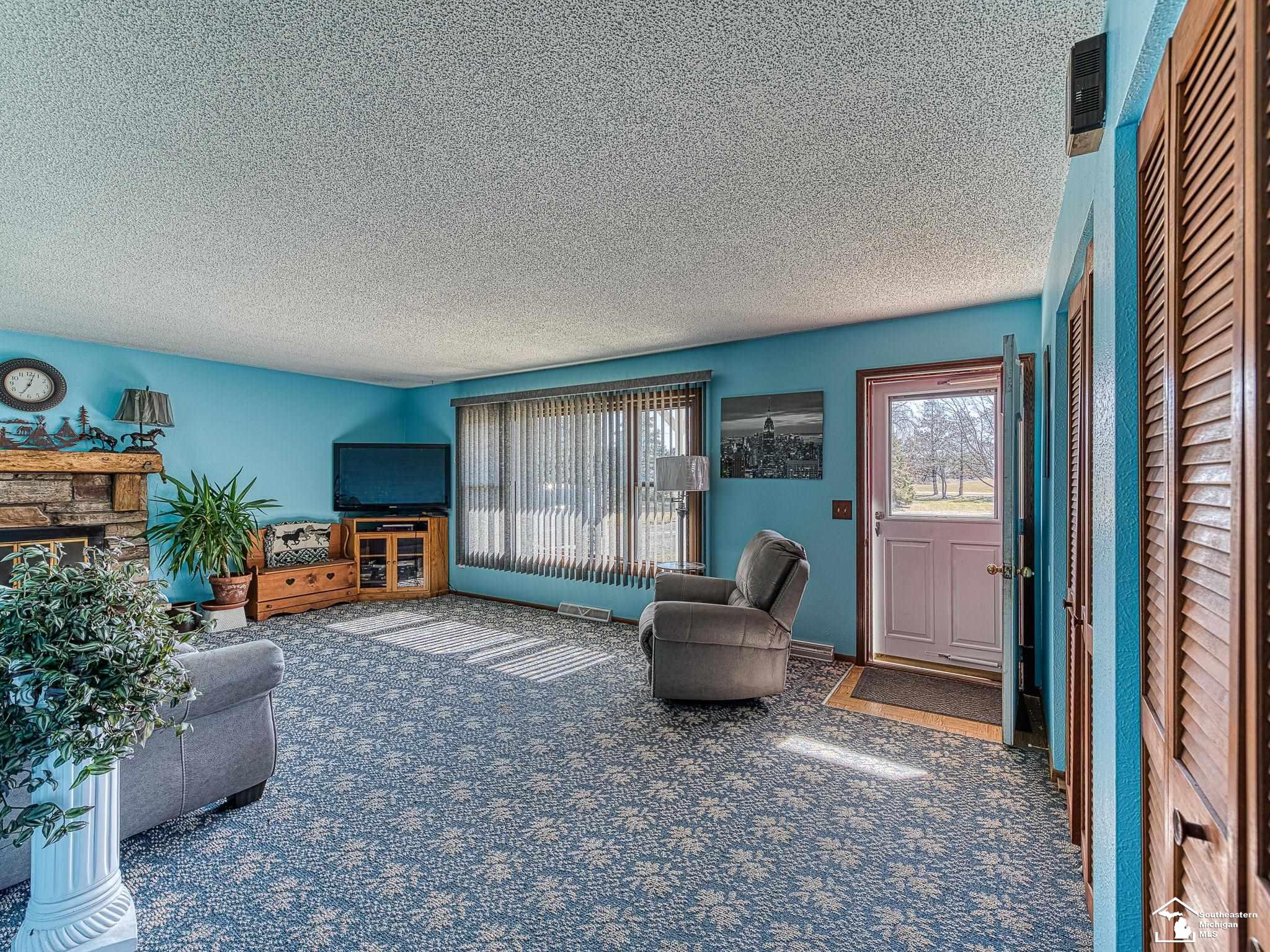 6910 Samaria Road Ottawa Lake, MI 49267 - Photo 2 of 52