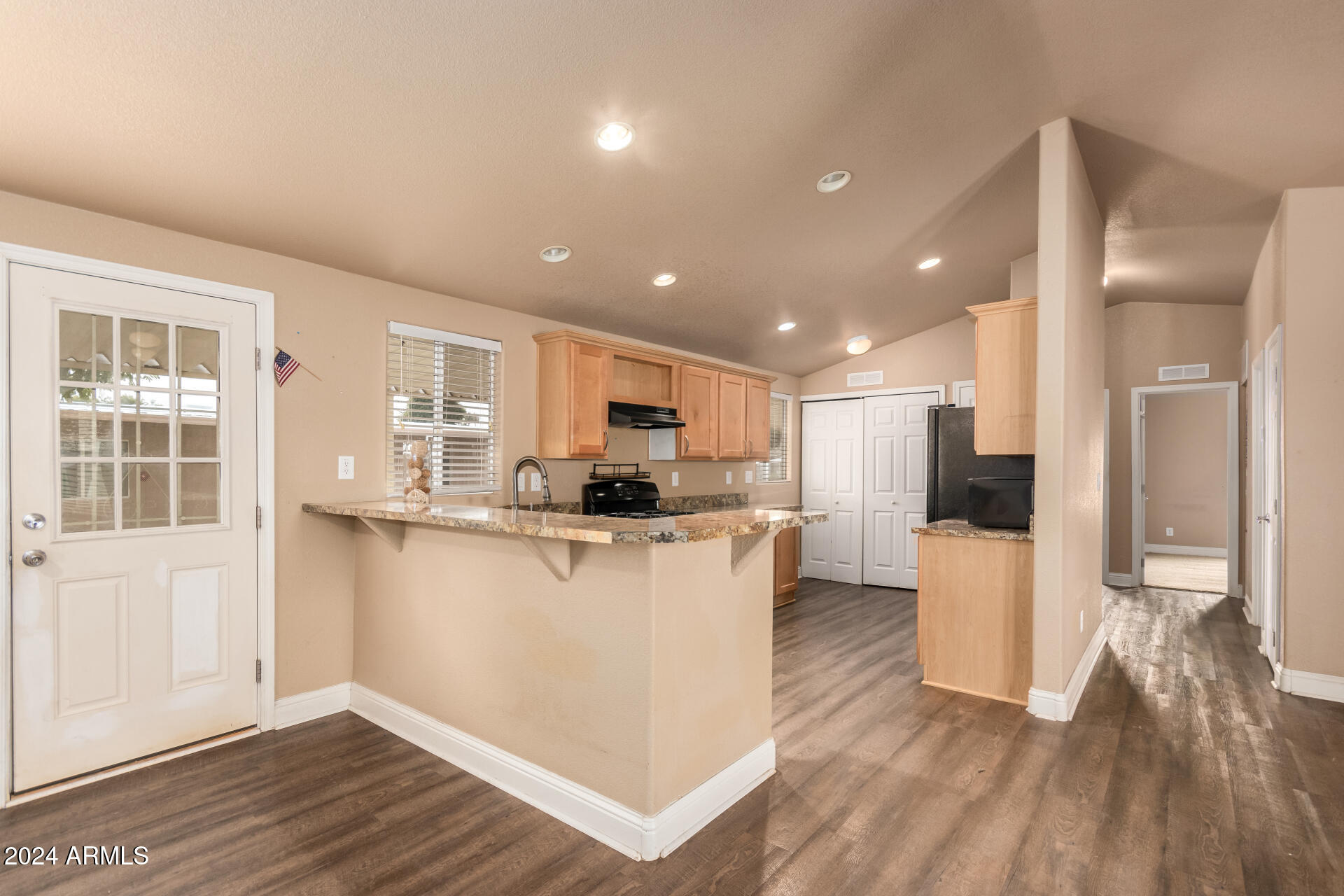 400 West Baseline Road, Unit 72 Tempe, AZ 85283 - Photo 8 of 23 08 - Baseline