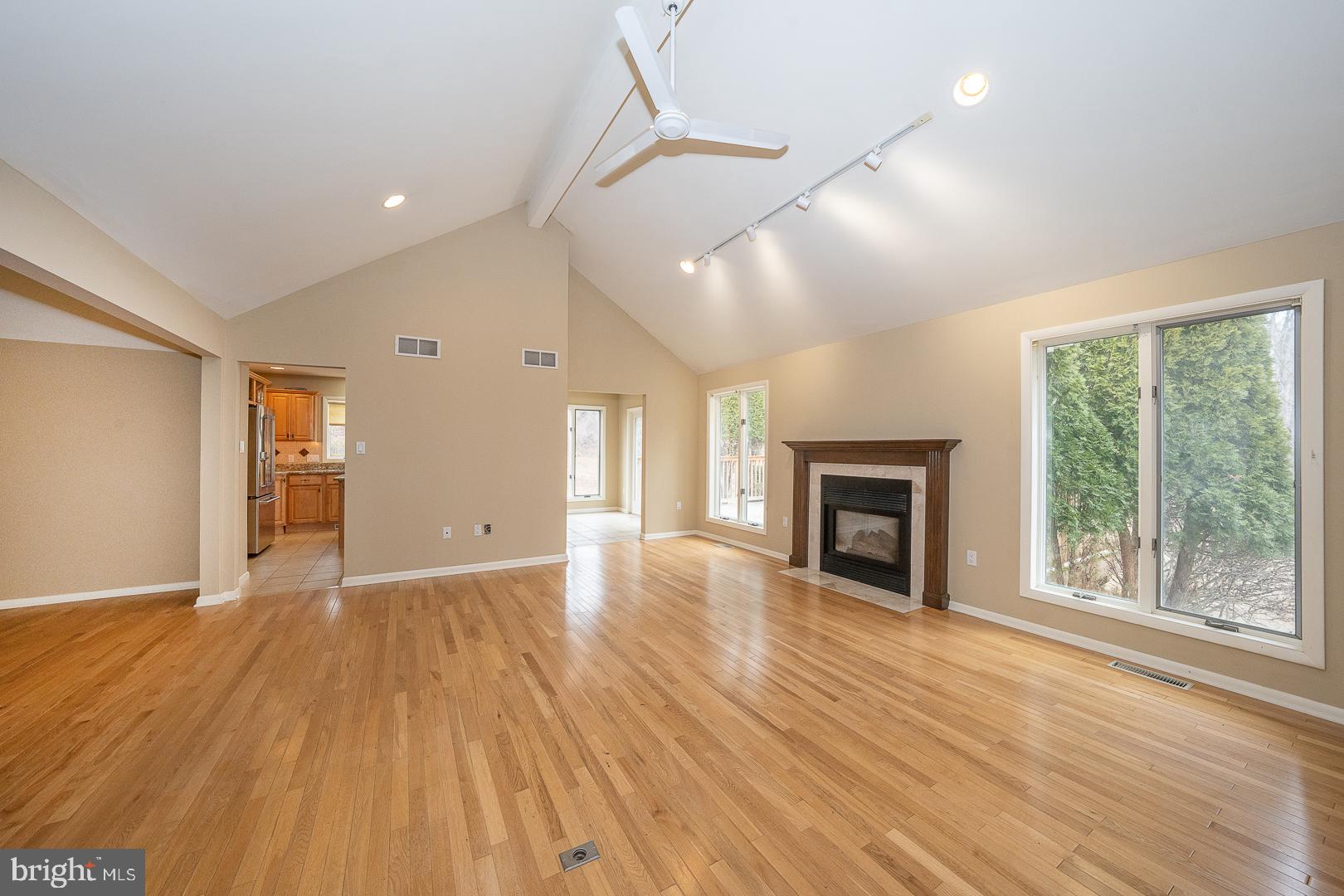101 Nuss Road Bechtelsville, PA 19505 - Photo 6 of 45 Gallery Image 6